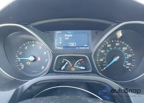 2014 Ford Focus Se z USA, uszkodzony, nr VIN 1FADP3K27EL337354